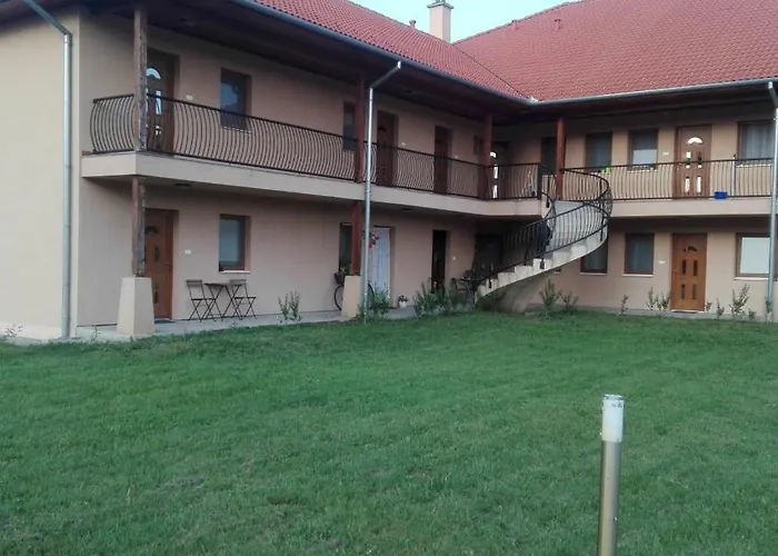 Liliana Apartman